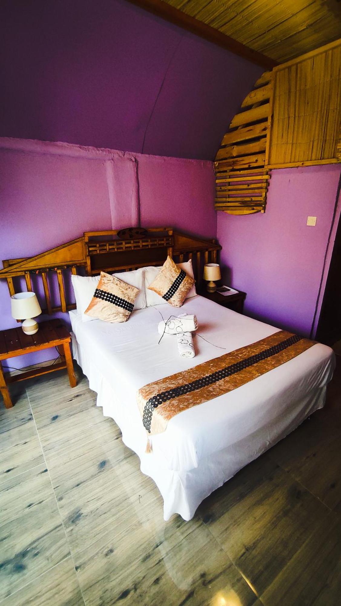 Elephant Trail Guesthouse And Backpackers Kasane Pokój zdjęcie